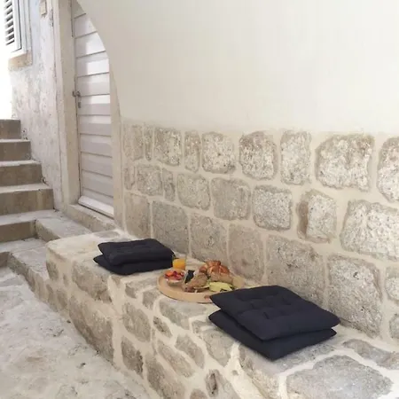 P 35 Apartment